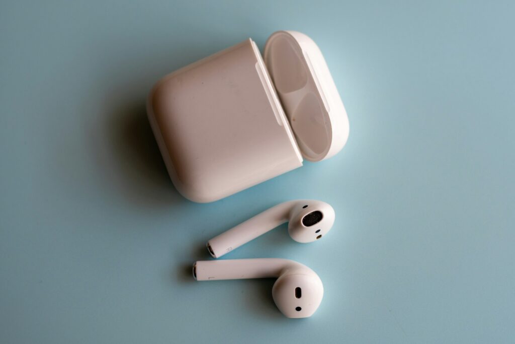 FDA Approves Hearing Aid Software for AirPods